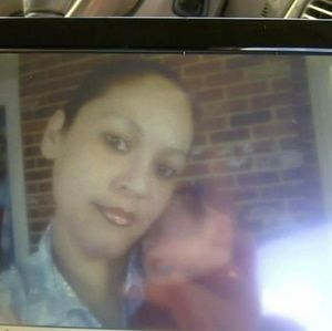 Meet your Posher, Esmeralda